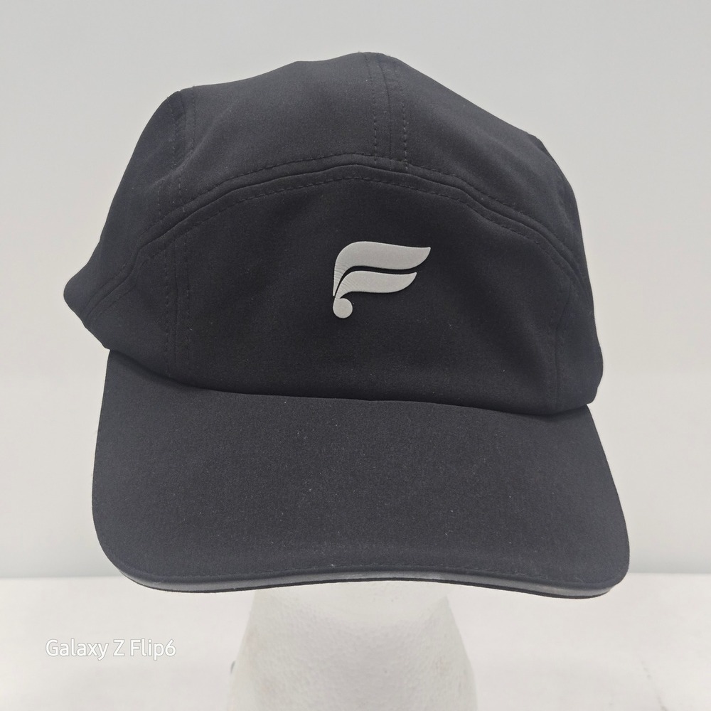 Fabletics Mens Black 5 Panel Performance Running Hat Reflective Adjustable Cap